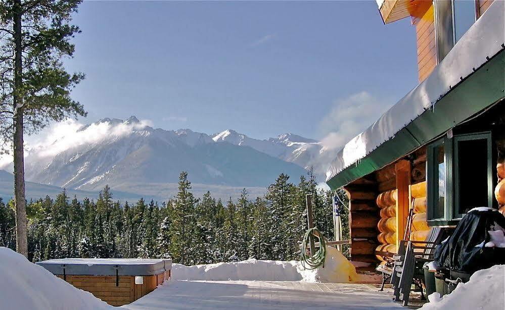 Heavens Edge Mountain Lodge Valemount Dış mekan fotoğraf